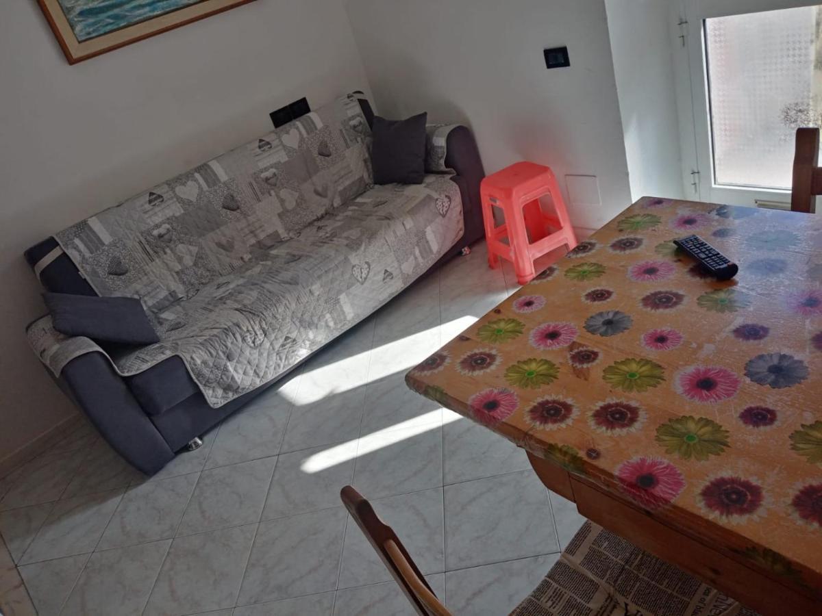 شقة Casa Albarosa, 10 Min Walk Train Station, Free Parking. لا سبيتسْيا المظهر الخارجي الصورة